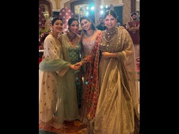  alt="Shanaya Kapoor"