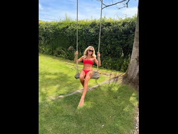  alt="Amanda Holden (i)"