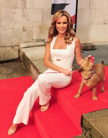 Amanda Holden (I)