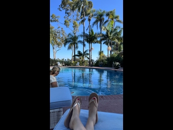  alt="Kaley Cuoco"