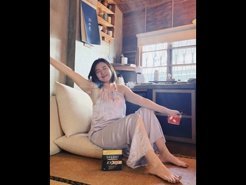  alt="Esther Liu"