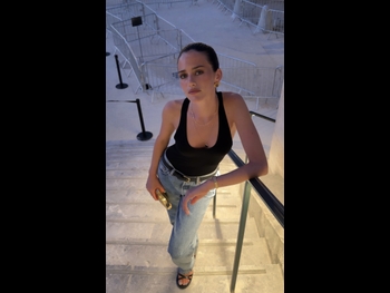 alt="Olivia Neill"