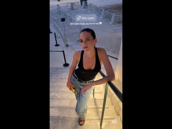  alt="Olivia Neill"