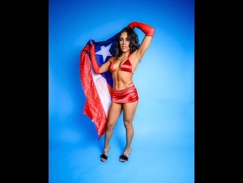  alt="Tiffany Nieves"