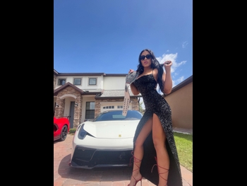  alt="Tiffany Nieves"