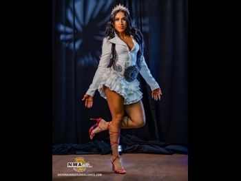 alt="Tiffany Nieves"