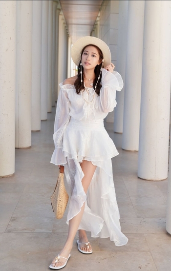 Iris Lam
