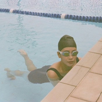 Iris Lam