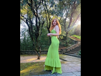  alt="Lesley Grant"