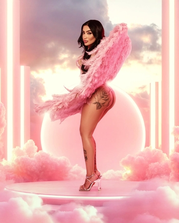MC Mirella