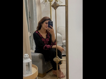  alt="Shraddha Das"