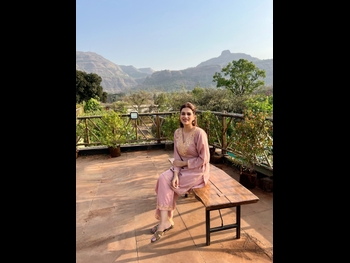  alt="Shraddha Das"