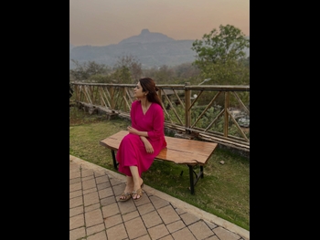  alt="Shraddha Das"
