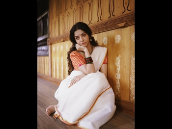  alt="Vedhika"