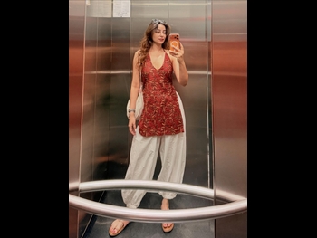  alt="Chandni Sharma"