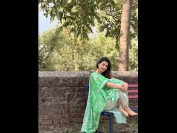  alt="Chandni Sharma"