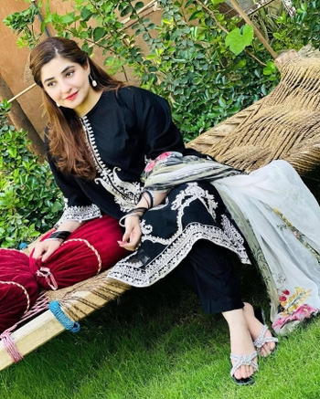 Gul Panra