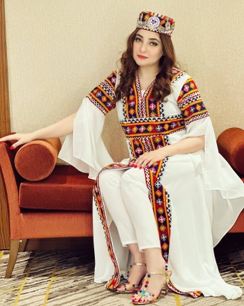 Gul Panra