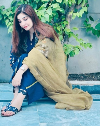 Gul Panra