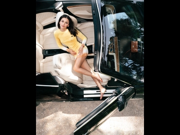  alt="Dina Saeva"
