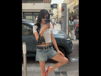  alt="Dina Saeva"