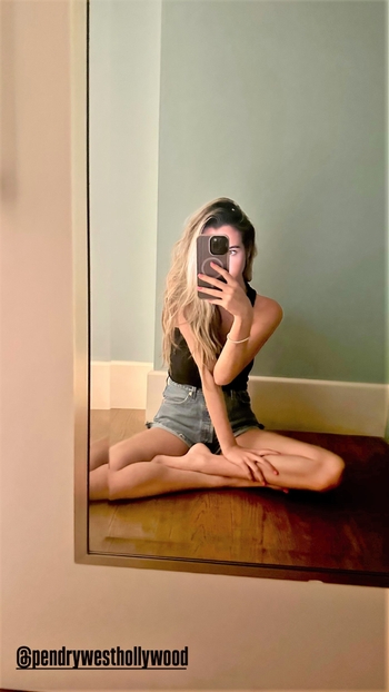 Alexa Nisenson