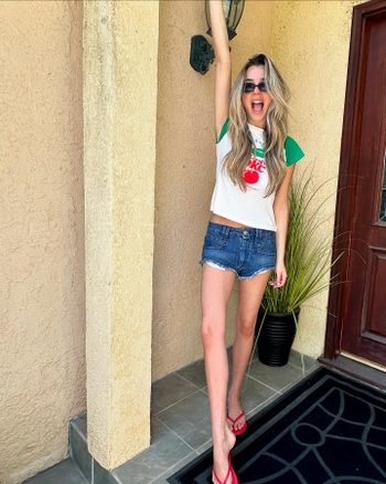 Alexa Nisenson