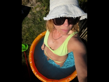  alt="Esther Roling"
