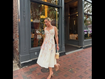  alt="Olivia Harlan"