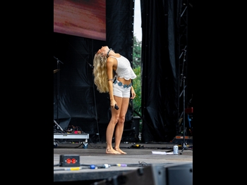  alt="Claire Rosinkranz"