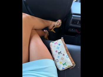  alt="Georgia Hassarati"