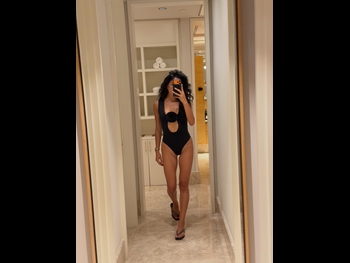  alt="Alejandra Capetillo"