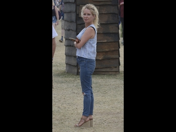  alt="Lucy Beaumont"