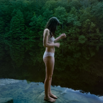 Lizzy McAlpine