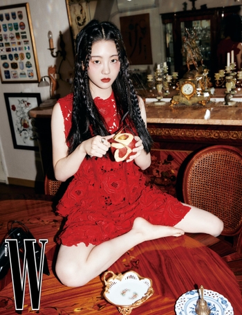 Yi-Hyun Cho