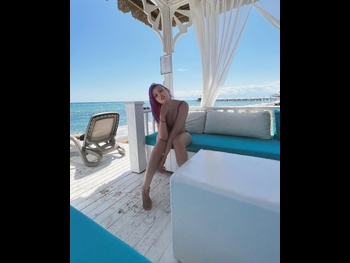  alt="Olga Lucky"