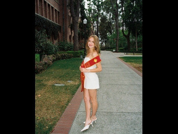  alt="Lauren Orlando"