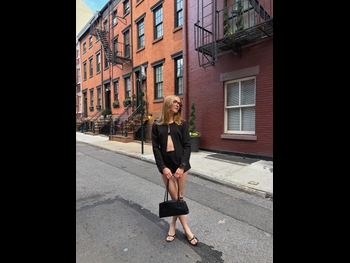  alt="Lauren Orlando"