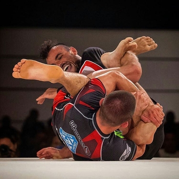 Garry Tonon