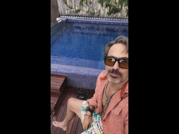  alt="Carlos Arenas"