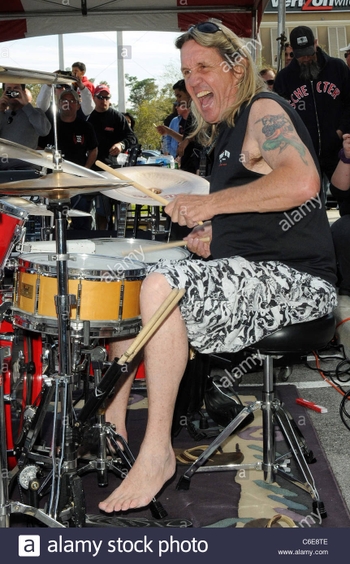 Nicko McBrain