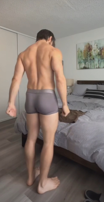 Derek Yates