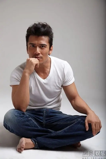 Michael Tong