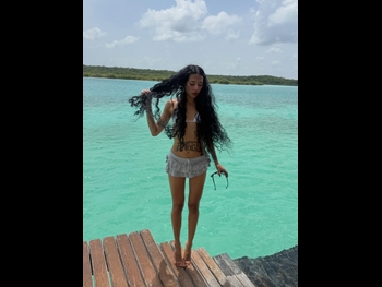  alt="Lizeth Selene"