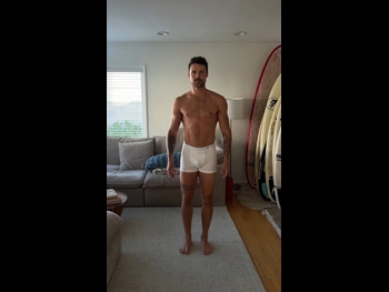  alt="Dylan Efron"