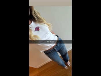  alt="Katie Feeney"