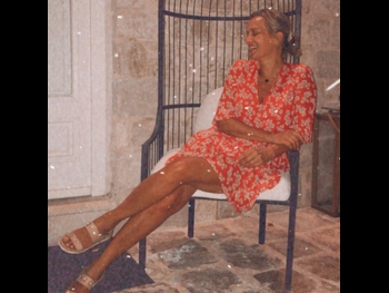  alt="Vanna"