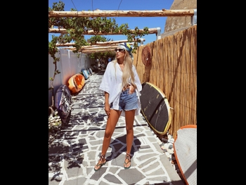  alt="Carla Haddad"
