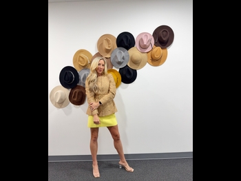  alt="Amanda Scarborough"