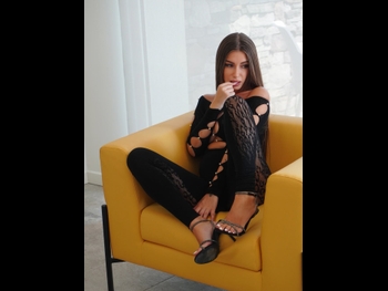  alt="Elisa Esposito"
